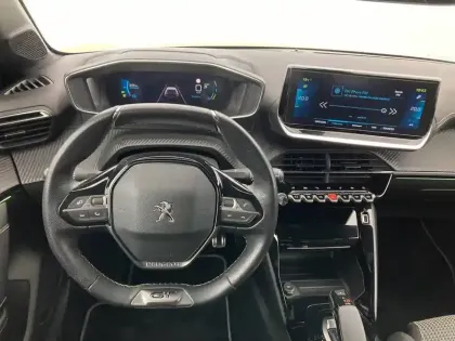 Photo 3 Peugeot 208  Electrique 50 kWh 136ch