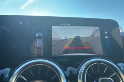 Photo 18 Mercedes GLA  200 7G-DCT