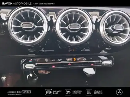 Photo 23 Mercedes Classe A  200 7G-DCT