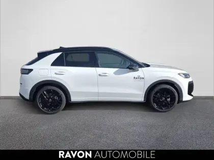 Photo 10 Volkswagen T-roc  1.5 eTSI EVO2 Hybrid 150 ch DSG7