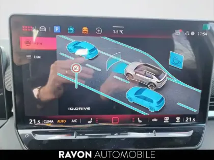 Photo 6 Volkswagen T-roc  1.5 eTSI EVO2 Hybrid 150 ch DSG7