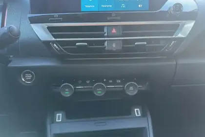 Photo 17 Citroën C4  PureTech 130 EAT8