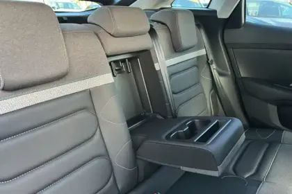 Photo 23 Citroën C4  PureTech 130 EAT8