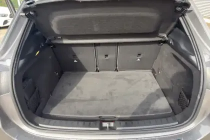 Photo 8 Mercedes GLA  250 e Hybrid EQ 8G-DCT