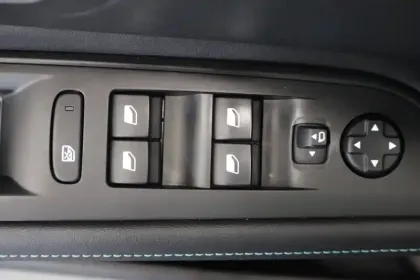 Photo 22 Peugeot 3008  BlueHDi 130ch S&S EAT8