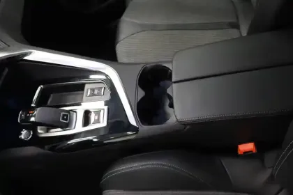 Photo 14 Peugeot 3008  BlueHDi 130ch S&S EAT8