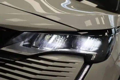 Photo 28 Peugeot 3008  BlueHDi 130ch S&S EAT8