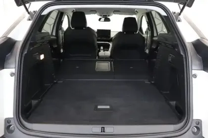 Photo 11 Peugeot 3008  BlueHDi 130ch S&S EAT8