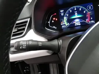 Photo 28 Renault Clio  TCe 140 - 21N