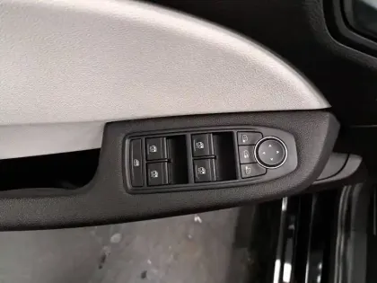 Photo 27 Renault Clio  TCe 140 - 21N