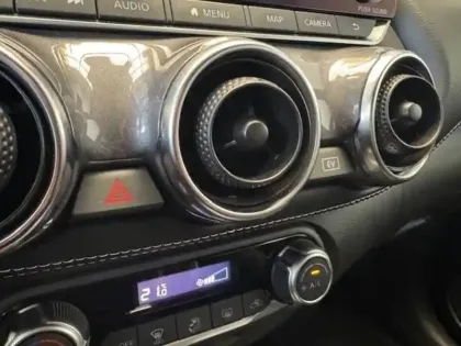 Photo 30 Nissan Juke  HYBRID 143