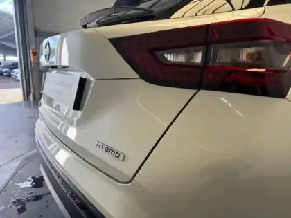 Photo 33 Nissan Juke  HYBRID 143