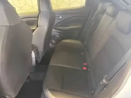 Photo 11 Nissan Juke  HYBRID 143