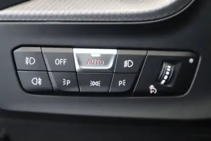 Photo 31 BMW Serie 1 118d 150 ch BVA8