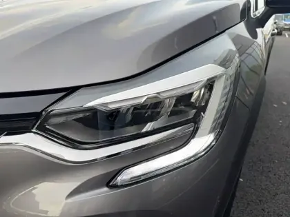 Photo 13 Renault Captur  E-Tech 145 - 21