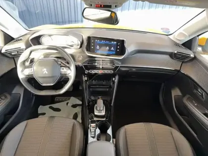 Photo 10 Peugeot 208  PureTech 100 S&S EAT8