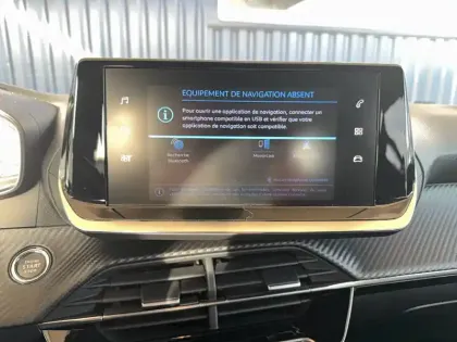 Photo 13 Peugeot 208  PureTech 100 S&S EAT8