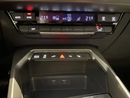 Photo 23 Audi A3  Sportback 40 TFSIe 204 S tronic 6