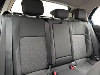 Photo 9 Volkswagen Golf  1.5 eHybrid 204 DSG6