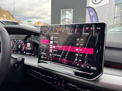 Photo 35 Volkswagen Golf  1.5 eHybrid 204 DSG6