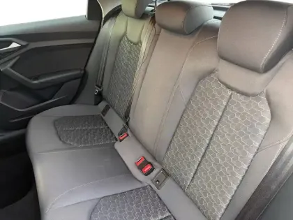 Photo 13 Audi A1  Sportback 30 TFSI 116 ch BVM6