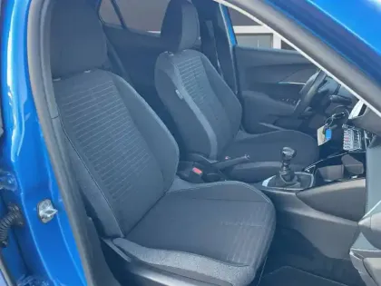 Photo 18 Peugeot 2008  PureTech 100 S&S BVM6