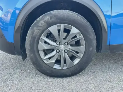 Photo 8 Peugeot 2008  PureTech 100 S&S BVM6