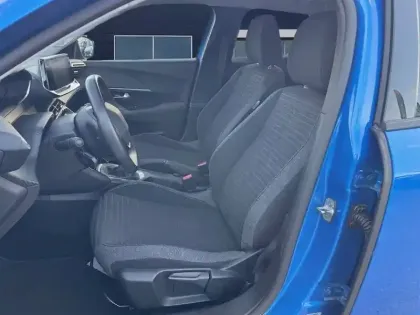 Photo 13 Peugeot 2008  PureTech 100 S&S BVM6