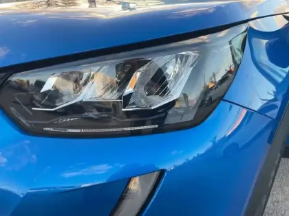 Photo 10 Peugeot 2008  PureTech 100 S&S BVM6