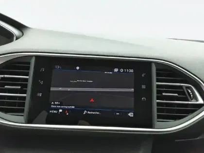 Photo 20 Peugeot 308  BlueHDi 100ch S&S BVM6