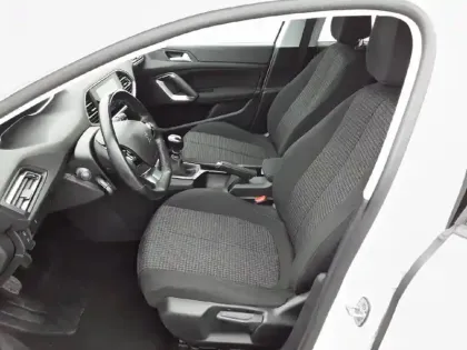 Photo 10 Peugeot 308  BlueHDi 100ch S&S BVM6