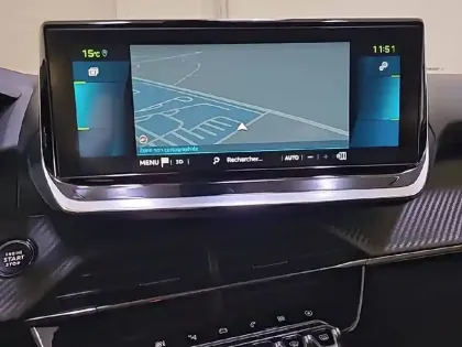 Photo 18 Peugeot 2008  Electrique 136 ch