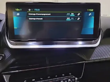 Photo 22 Peugeot 2008  Electrique 136 ch