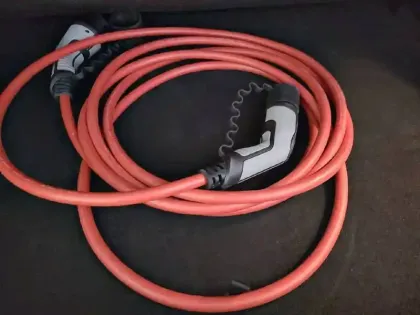 Photo 33 Peugeot 2008  Electrique 136 ch