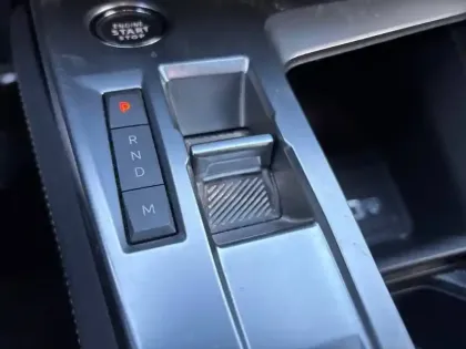 Photo 13 Peugeot 308  BlueHDi 130ch S&S EAT8