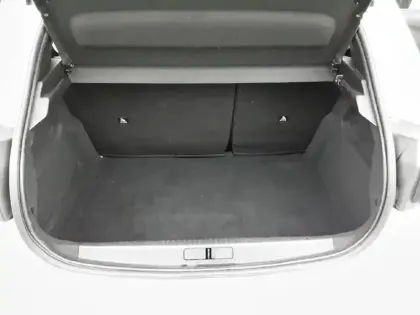 Photo 32 Peugeot 208  Electrique 50 kWh 136ch