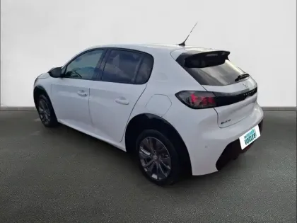 Photo 6 Peugeot 208  Electrique 50 kWh 136ch