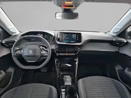 Photo 7 Peugeot 208  Electrique 50 kWh 136ch