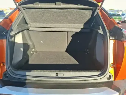 Photo 5 Peugeot 2008  Electrique 136 ch