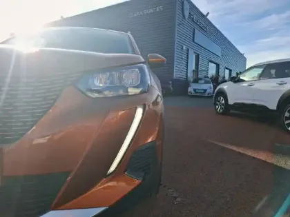 Photo 15 Peugeot 2008  Electrique 136 ch