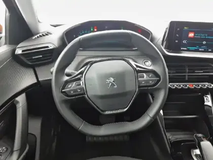 Photo 35 Peugeot 2008  Electrique 136 ch