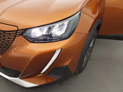 Photo 42 Peugeot 2008  Electrique 136 ch