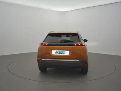 Photo 31 Peugeot 2008  Electrique 136 ch