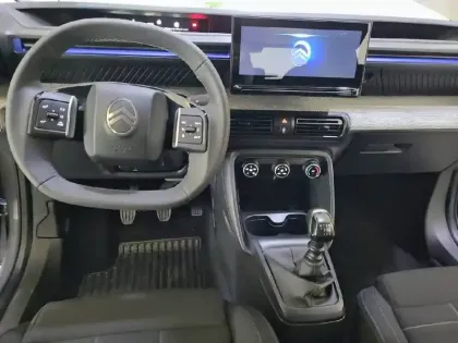 Photo 7 Citroën C3  Turbo 100 ch BVM6