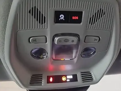 Photo 22 Citroën C3  Turbo 100 ch BVM6