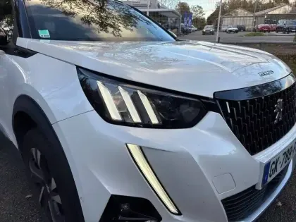 Photo 15 Peugeot 2008  BlueHDi 130 S&S EAT8