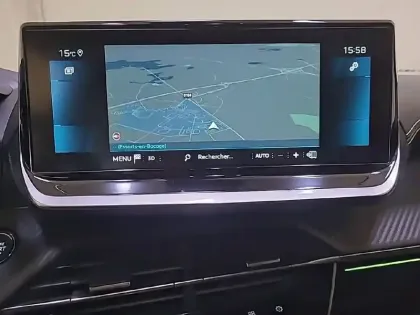 Photo 39 Peugeot 2008  BlueHDi 130 S&S EAT8