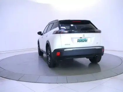 Photo 27 Peugeot 2008  BlueHDi 130 S&S EAT8