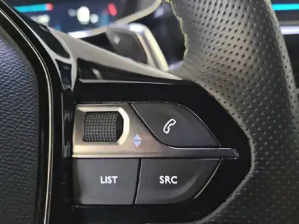 Photo 49 Peugeot 2008  BlueHDi 130 S&S EAT8