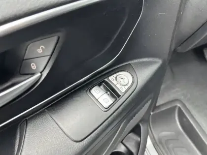 Photo 17 Mercedes Vito  MIXTO 119 CDI COMPACT BVA RWD
